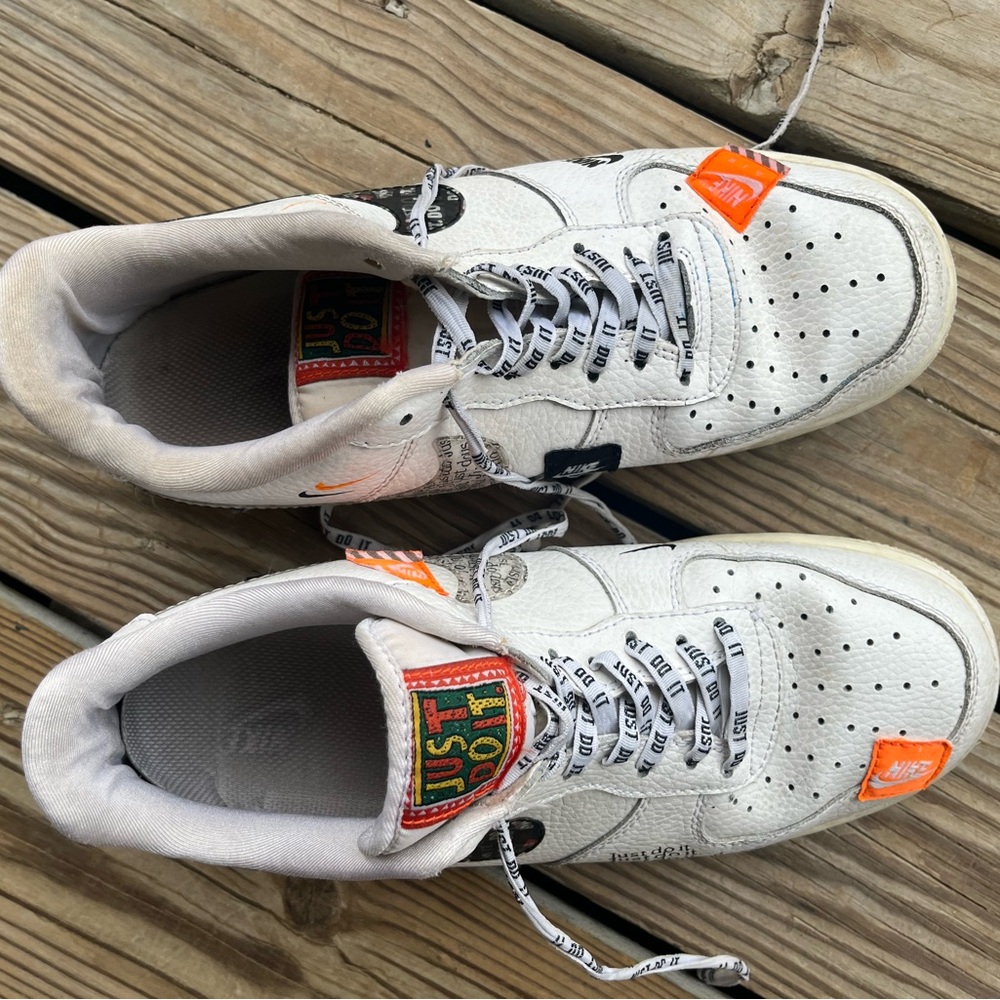 Just Do it Air Nike Women's Athletic Sneakers in White and Orange